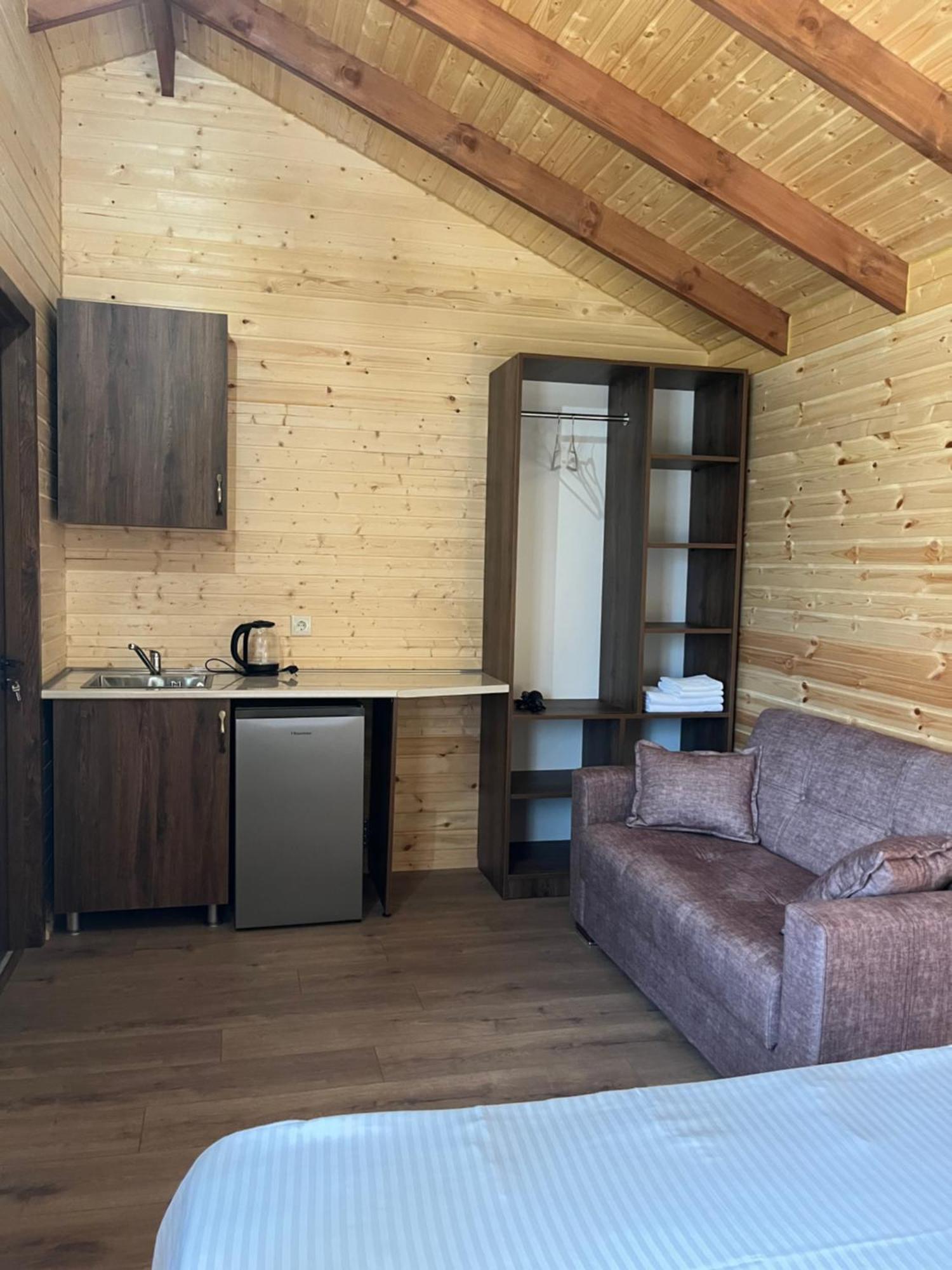 Finca Idoize Camping Hotel Akhmeta Buitenkant foto